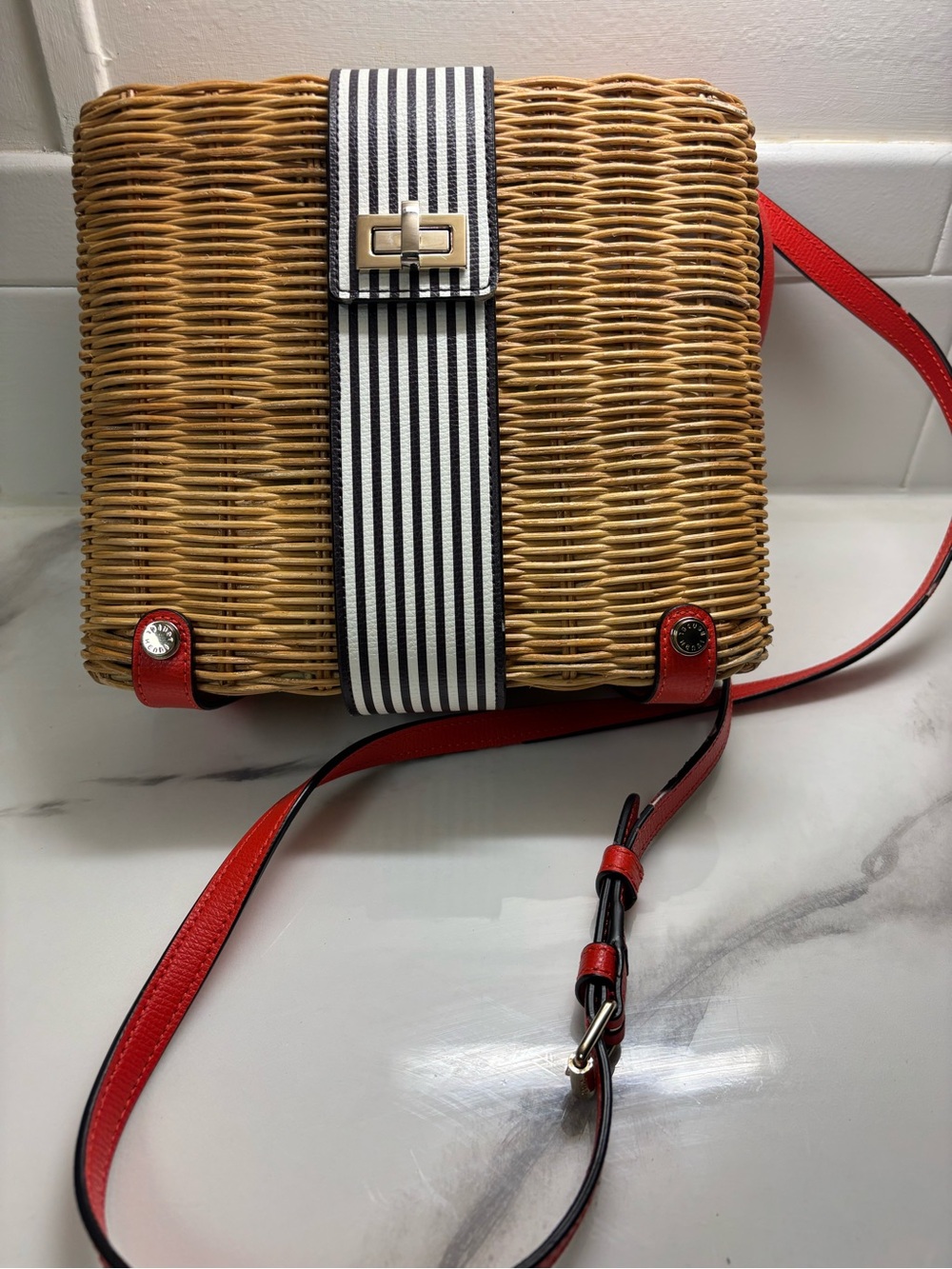 VINTAGE henri bendel Montauk Wicker lunch bag